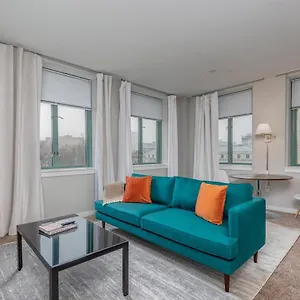 Park Pacific - Spacious Dt Apts With Free Parking By Zencity Aparthotel