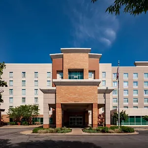 Hotel Hampton & At Forest Park